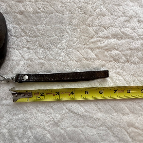 Patricia Nash Kisslock Wristlet, NWOT, Turquoise and Brown Embossed - Picture 13 of 14